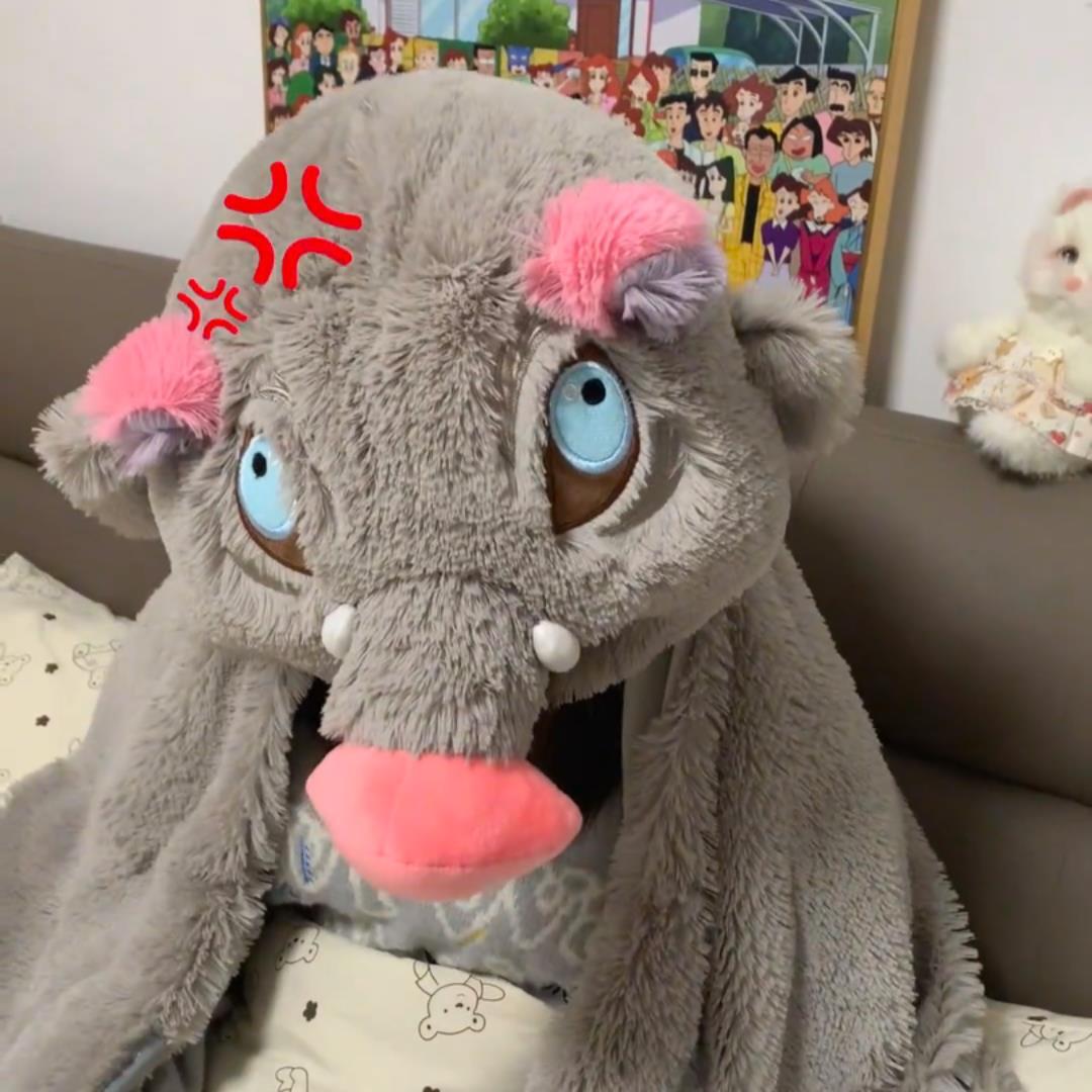 Cosplay Plushie Prop - شيطان القاتل تأثيري الدعامة رمادي خنزير