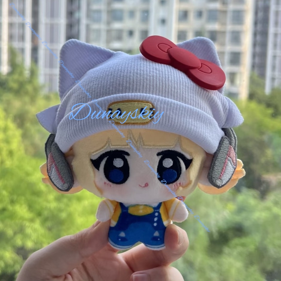 ساعة شخصية كوزبلاش كاواي من أو - مراجعة Cosplay Plushie Prop وسعره